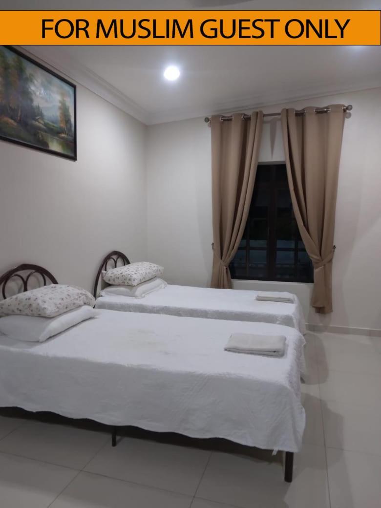 Yasmeen Studio Roomstay Kijal - Room 1 - For Two Person Islam Guest Only Exteriör bild